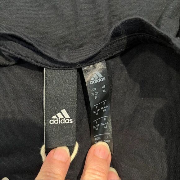 Adidas Women's Boxy T-shirt Logo front Black Crew Neck Size XL - Picture 3 of 8